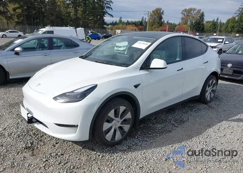 2023 Tesla Model Y Awd/Long Range Dual Motor All-Wheel Drive z USA, uszkodzony, nr VIN 7SAYGDEE7PF682772
